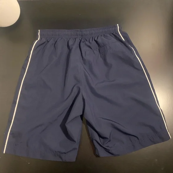 Vintage Nike Shorts - Picture 2 of 3